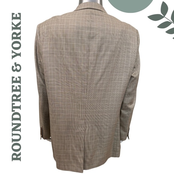 Roundtree & Yorke Wool-Silk Blend Blazer – Size 46L - Picture 2 of 8
